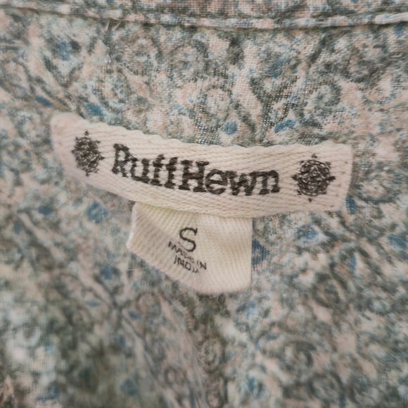 Ruff Hewn short sleeved womens blouse. - Picture 3 of 6